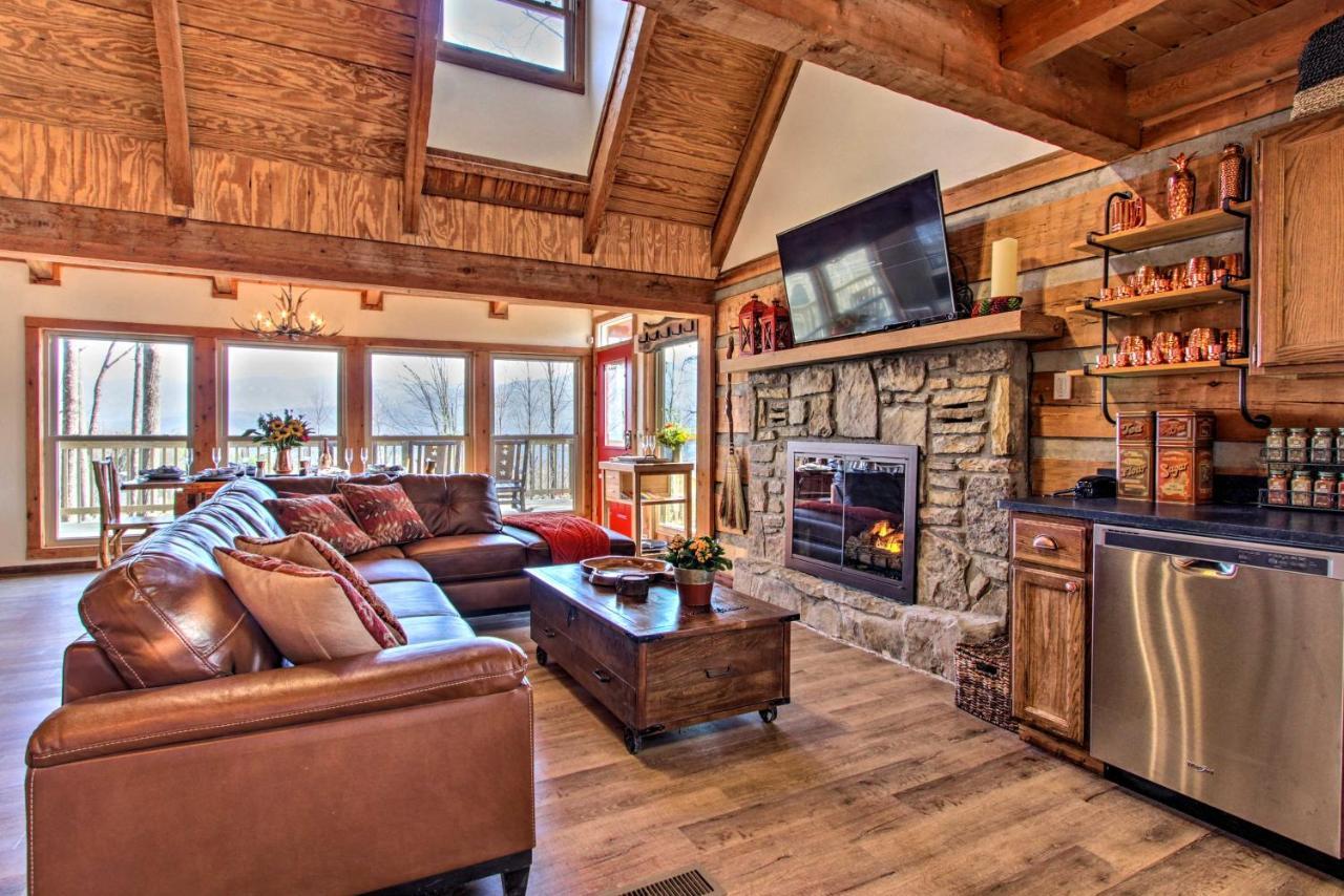 Panoramic-View Gatlinburg Cabin With Private Hot Tub Exteriör bild