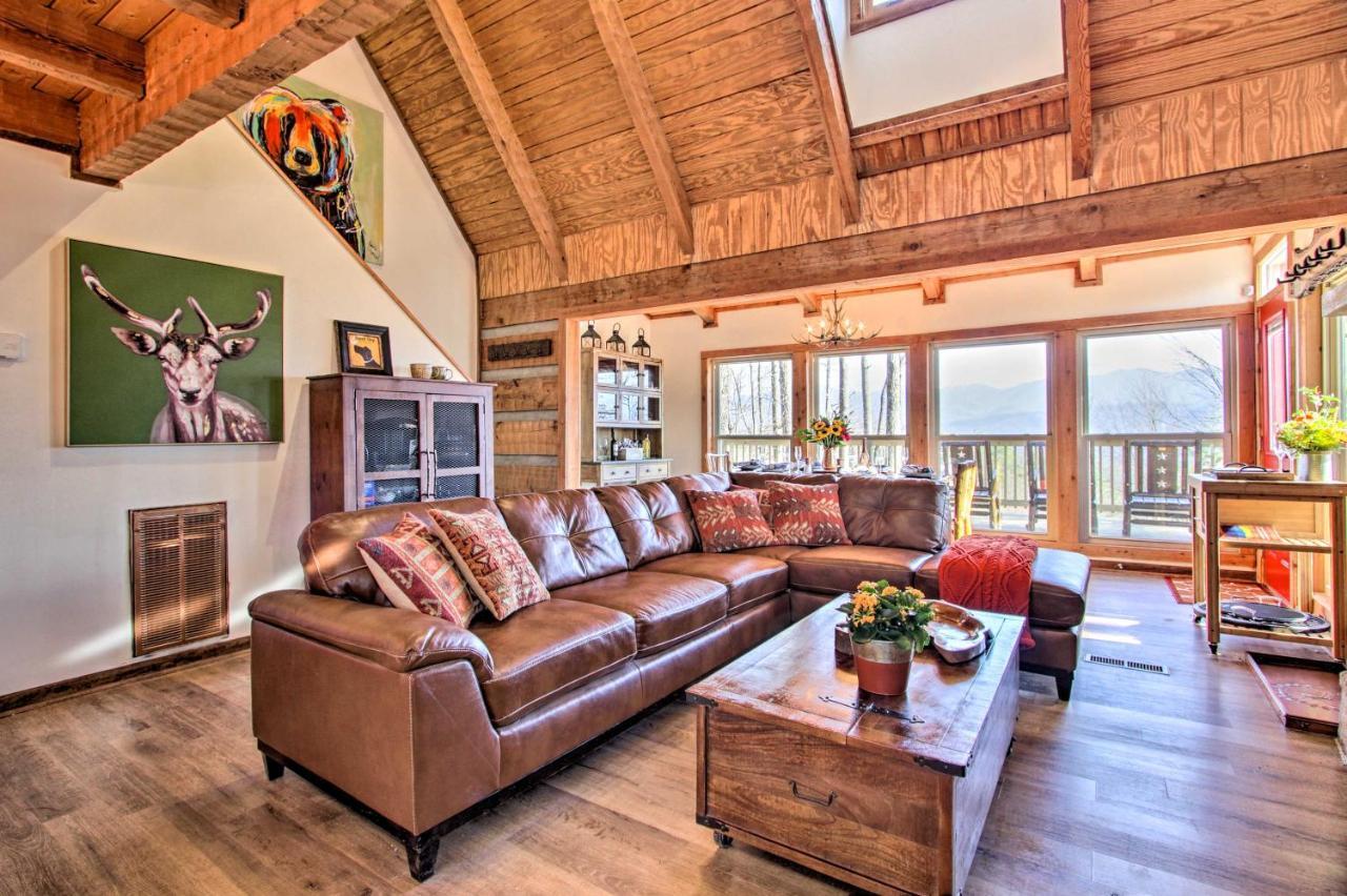 Panoramic-View Gatlinburg Cabin With Private Hot Tub Exteriör bild