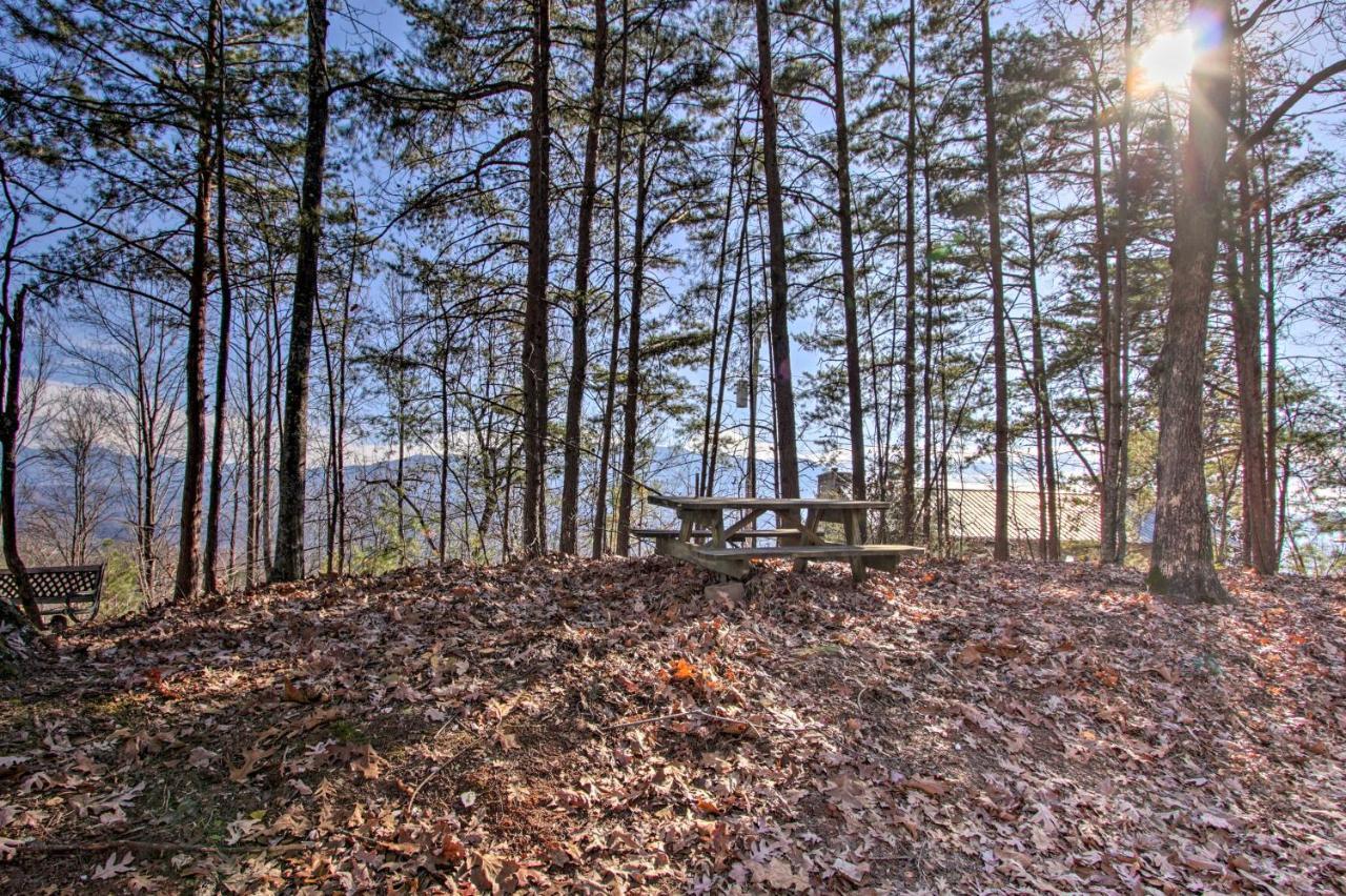 Panoramic-View Gatlinburg Cabin With Private Hot Tub Exteriör bild
